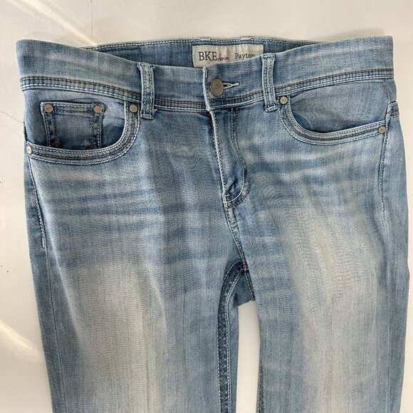 BKE Payton Jeans Womens size 31R Light Wash Boot Cut Stretch distressed ABK1233 - Picture 3 of 16